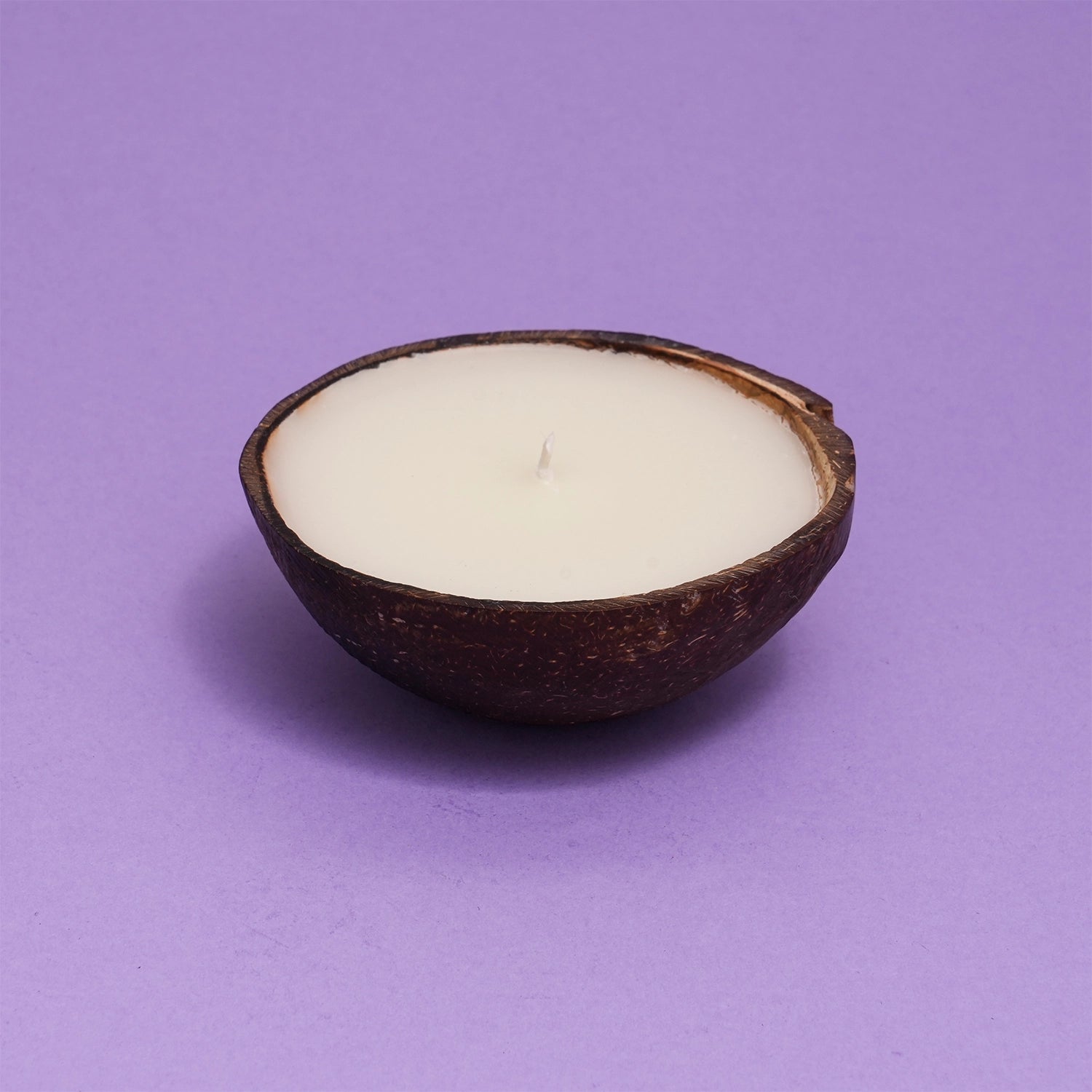 COCONUT SCENTED CANDLE